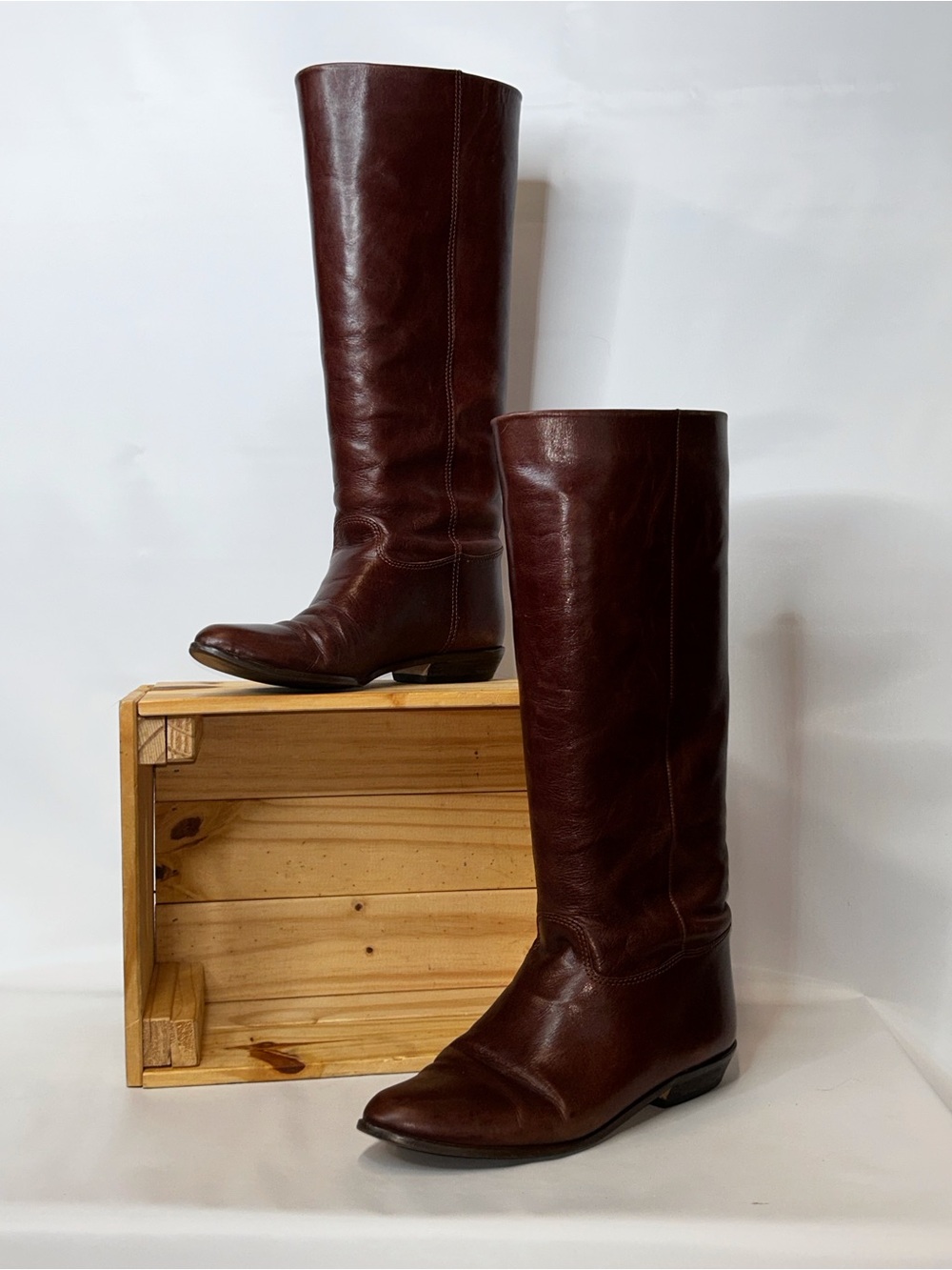 9 West Tall Leather Just Below The Knee Boots – Deep Bordeaux